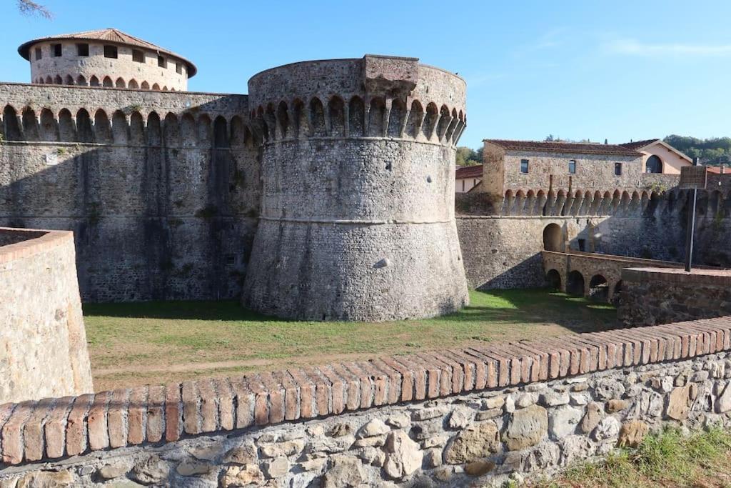 Ferienwohnung La Casa Di Loris Sarzana Exterior foto